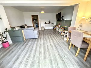 Dining area- click for photo gallery